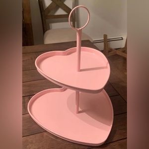 Heart-shaped Tiered tray